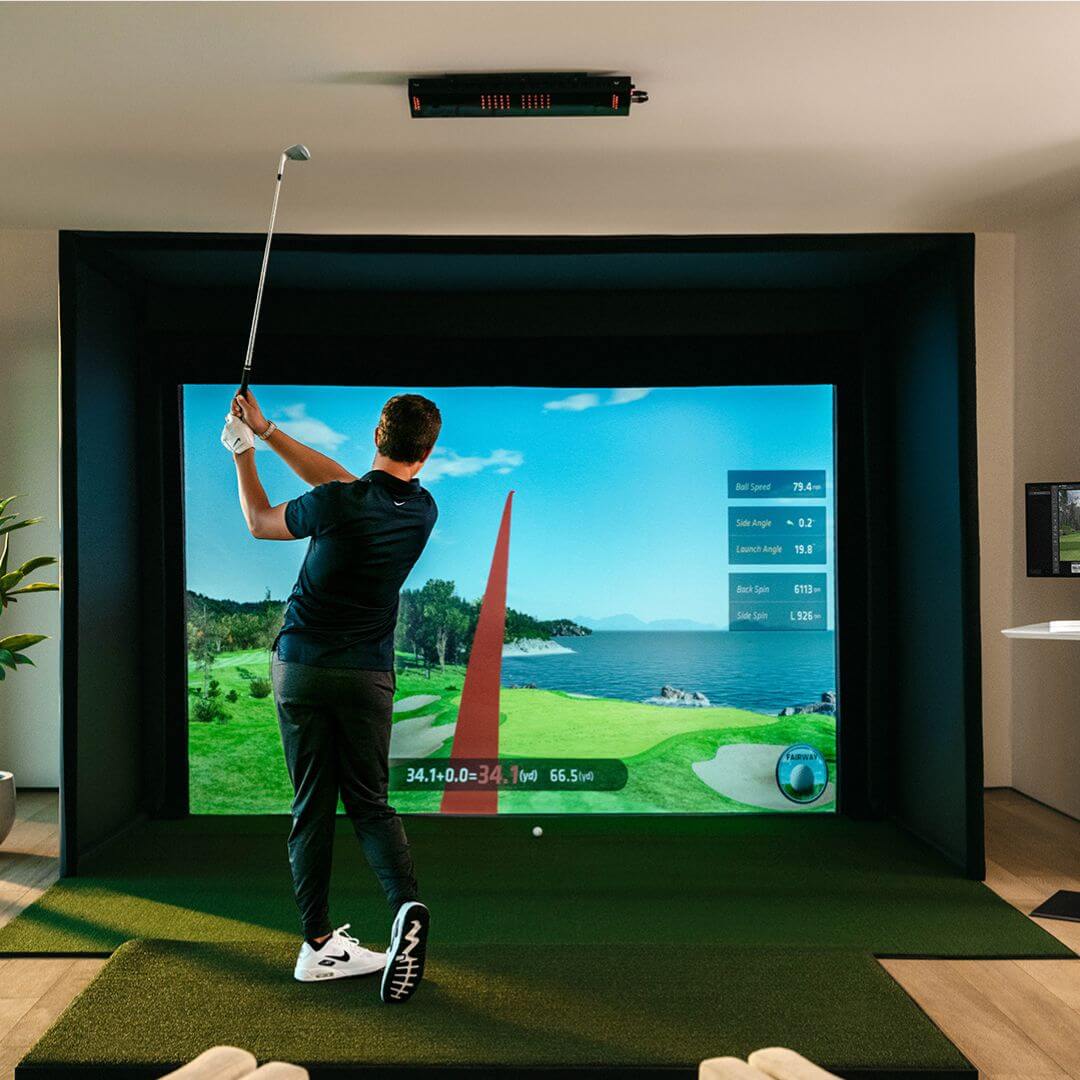 Uneekor EYE XO SIG12 Golf Simulator Package